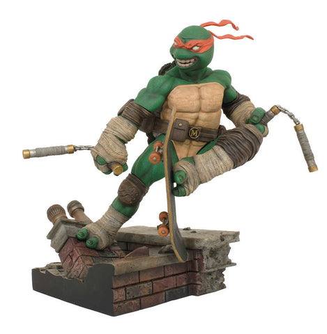 Teenage Mutant Ninja Turtles Gallery Deluxe Michaelangelo