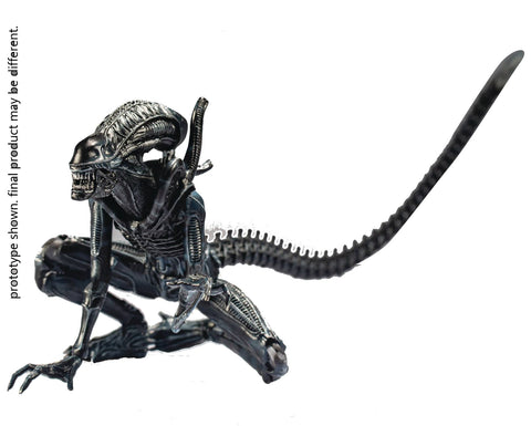 Aliens: Crouching Alien Warrior 1/18 Scale Figure (Previews Exclusive)